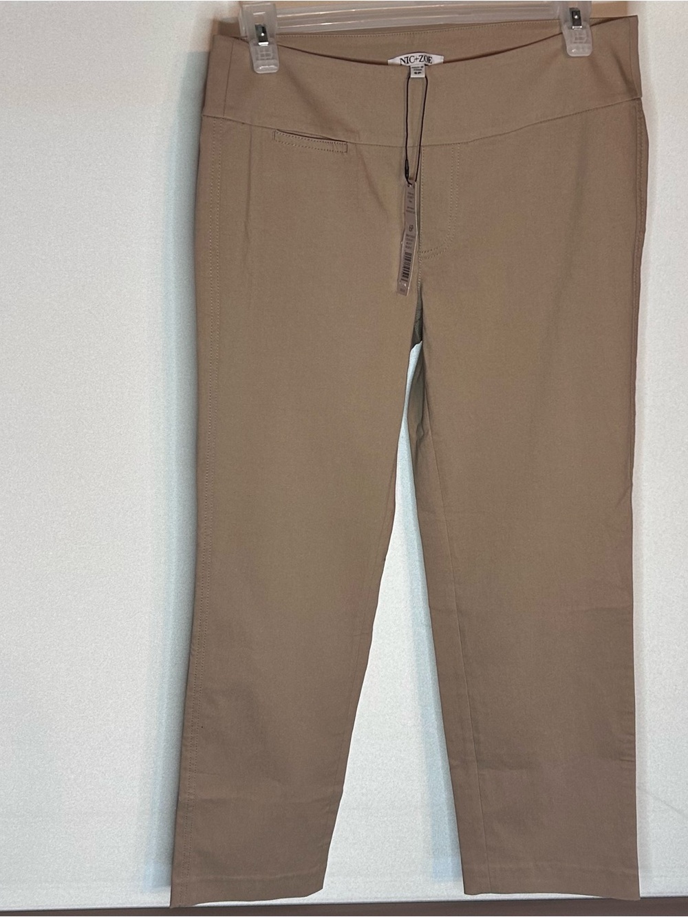NIC+ZOE Wonderstretch straight-leg ankle pants in a light khaki.  Size 6P
